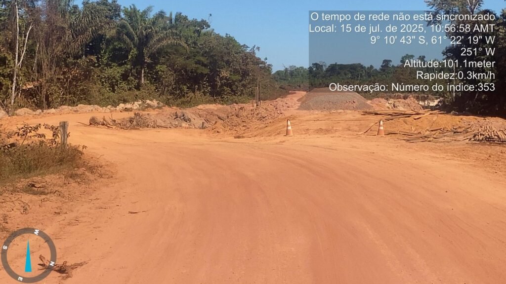 instalação de tubos Armânicos metálicos na rodovia MT-206