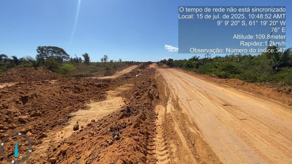 instalação de tubos Armânicos metálicos na rodovia MT-206