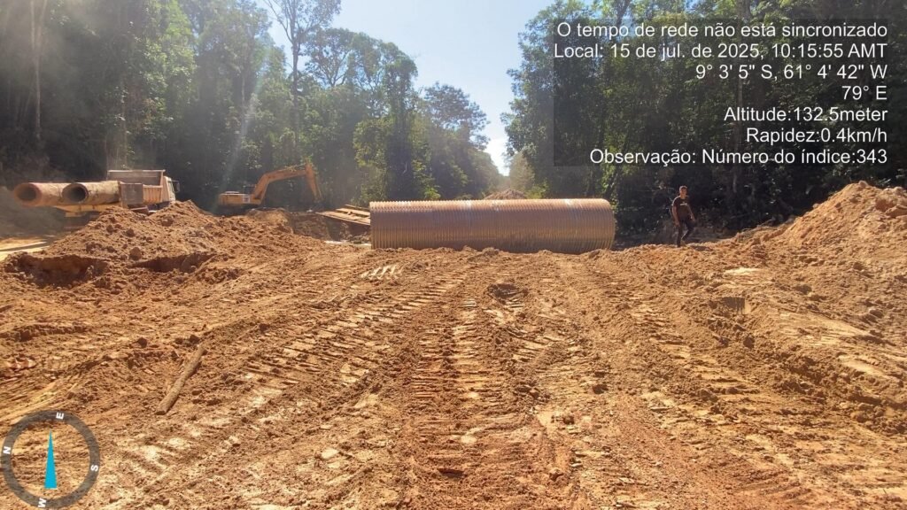 instalação de tubos Armânicos metálicos na rodovia MT-206